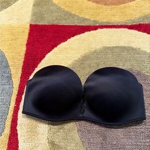 Victoria’s Secret Bombshell Padded Strapless Push Up Bra Size Black 32C